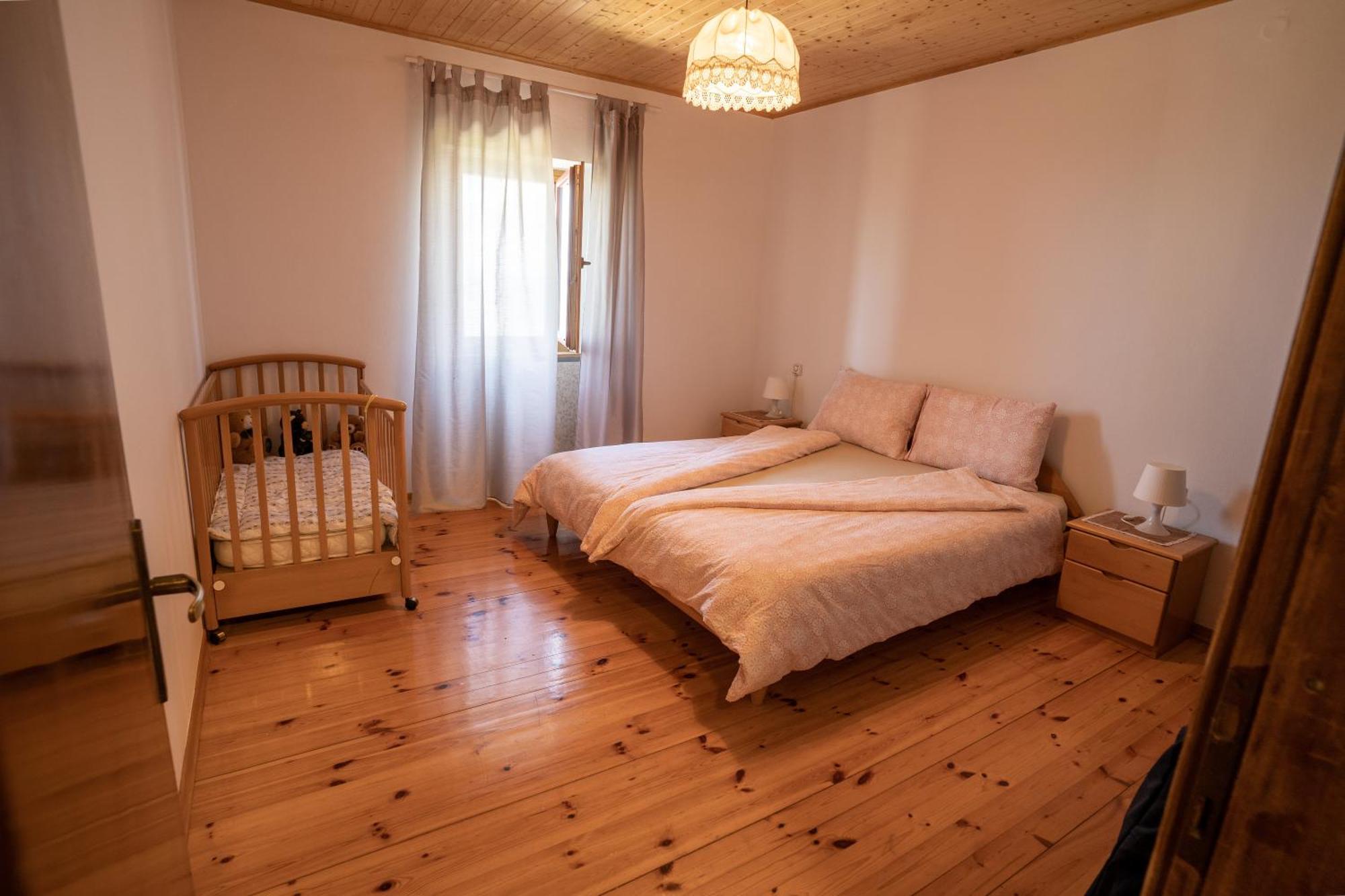 Violet'S Place Črni Kal 外观 照片